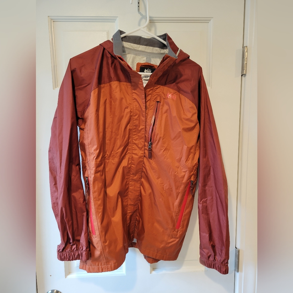 REI rain jacket youth XL (18)